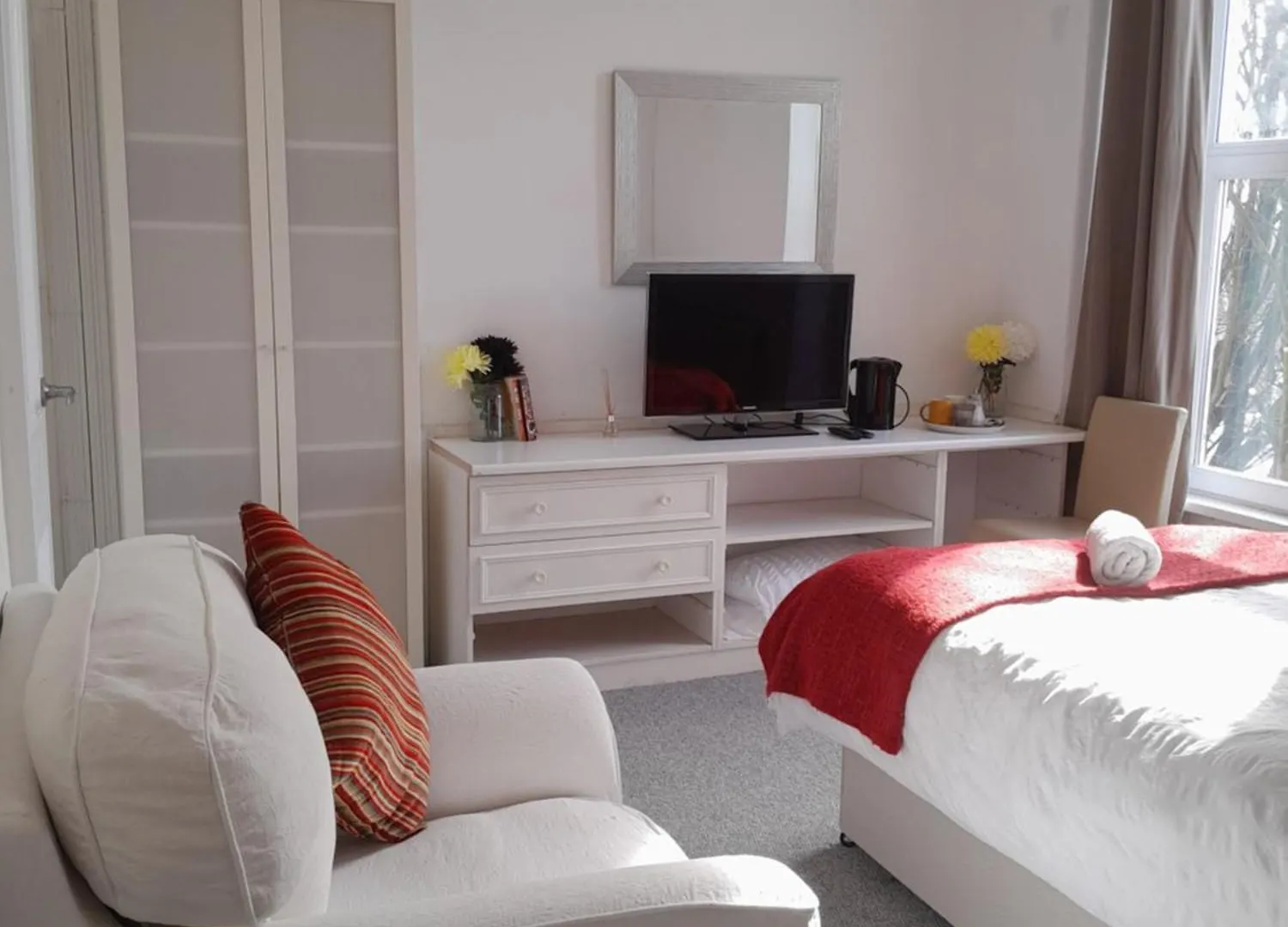 Ensuite Room Sketty R8